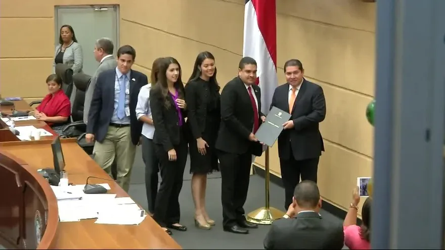 Aprueban en tercer debate en la Asamblea Nacional el proyecto de ley 245