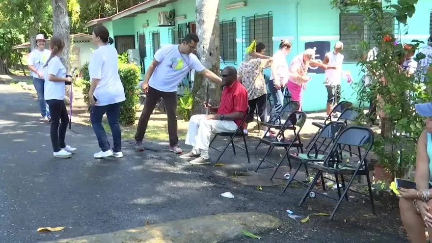 Pacientes del Instituto de Salud Mental celebran sus carnavales
