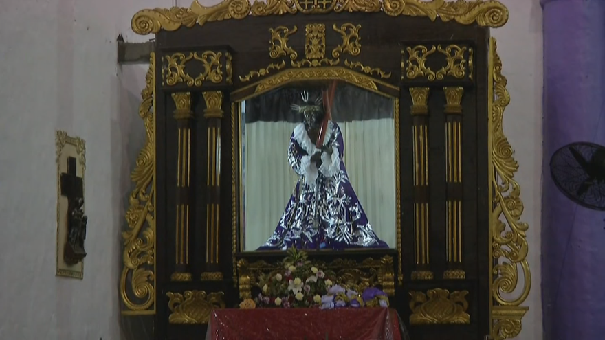 Peregrinos brindan su testimonio y agradecen al Cristo Negro