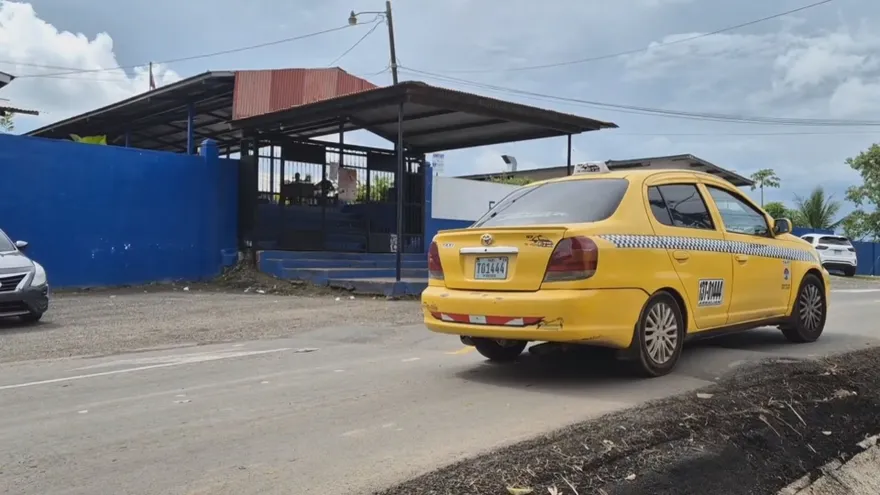 El bus colegial fue habilitado para transportar a estudiantes de varias escuelas.