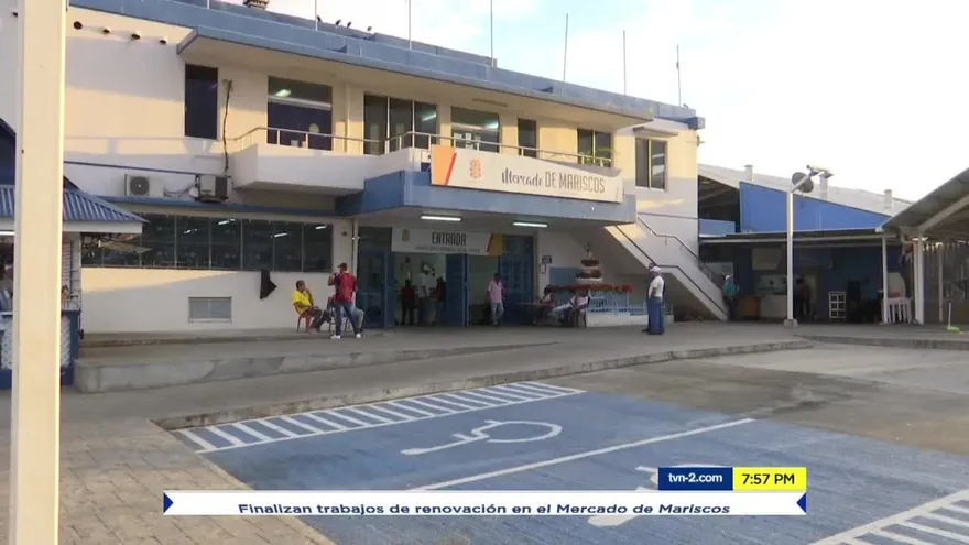 Alcaldía finaliza renovación en el Mercado de Mariscos