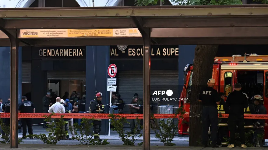 Tres heridos al explotar paquete sospechoso en escuela de Gendarmería en Argentina