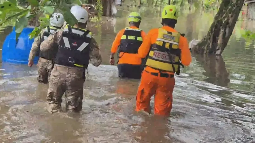 Inundaciones y accidentes viales generan alerta en Bocas del Toro