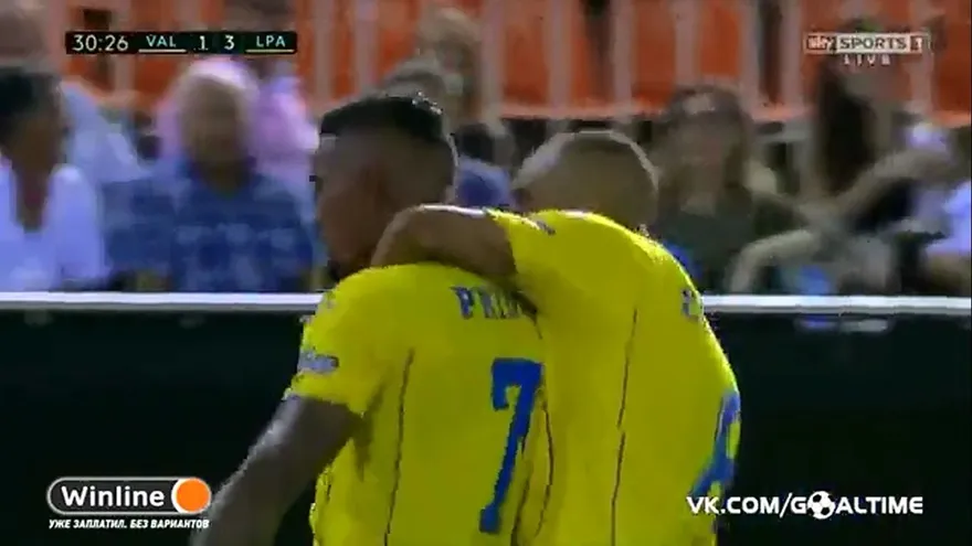 Las Palmas doblegó al Valencia en inicio de la liga española