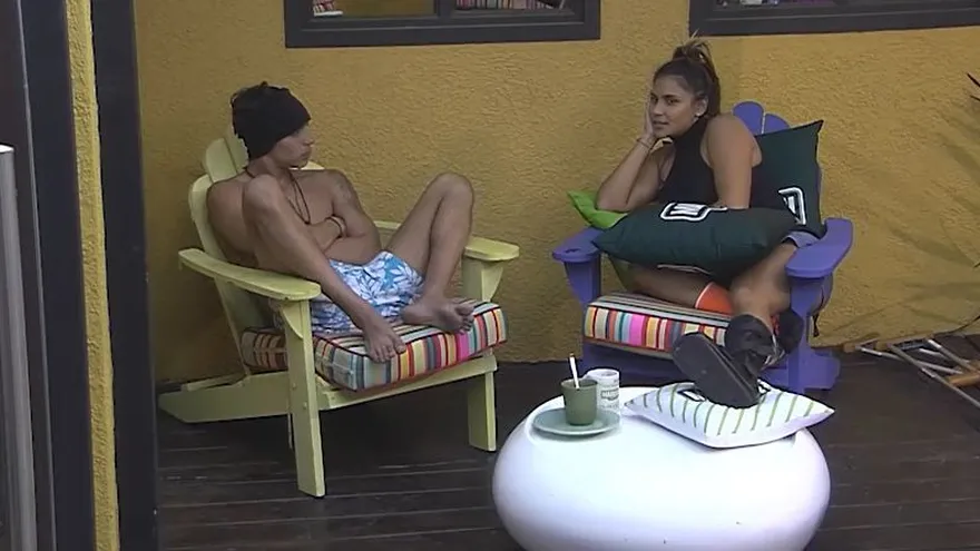 Critican a Alejandro