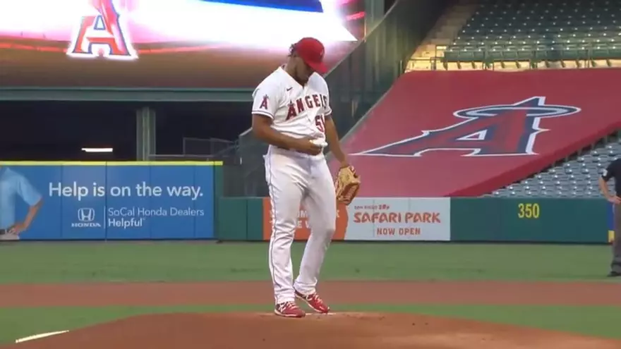 Jaime Barría se luce y obtiene su primer triunfo del año con los Angelinos