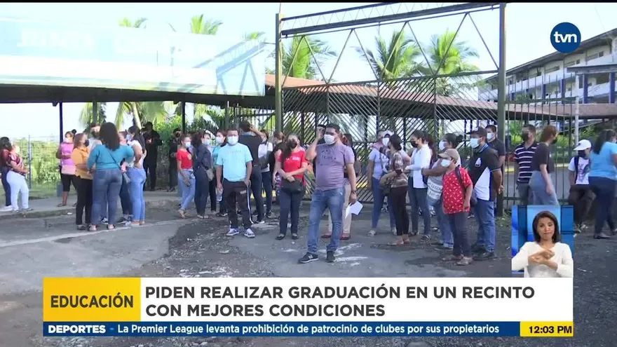 Sigue la polémica por graduación del colegio Monseñor Francisco Beckmann