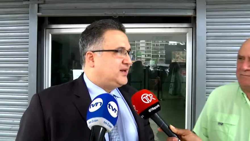 Empresario Felipe ‘Pipo’ Virzi acude a la fiscalía