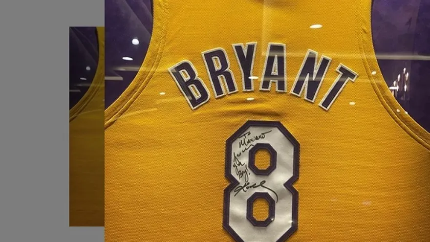 Mariano Rivera comparte regalo especial que le hizo Kobe Bryant