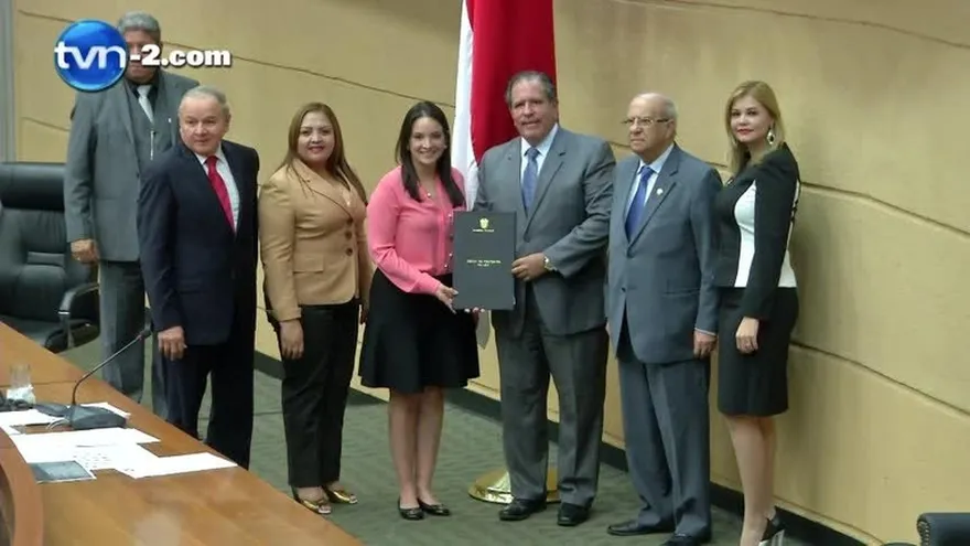 Se establece proyecto de ley para carrera diplomática