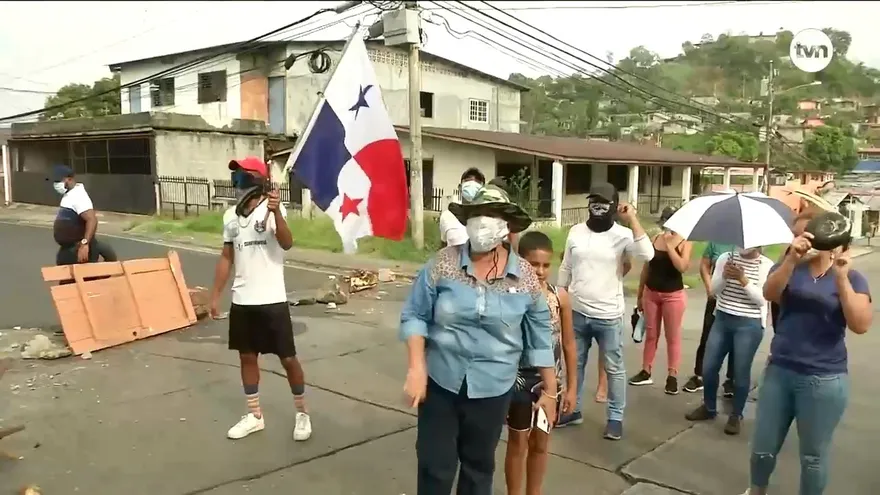 Residentes de Belisario Porras no dejan de protestar por los bonos solidarios