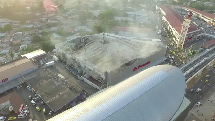 Investigaciones por incendio en almacén "El Fuerte"