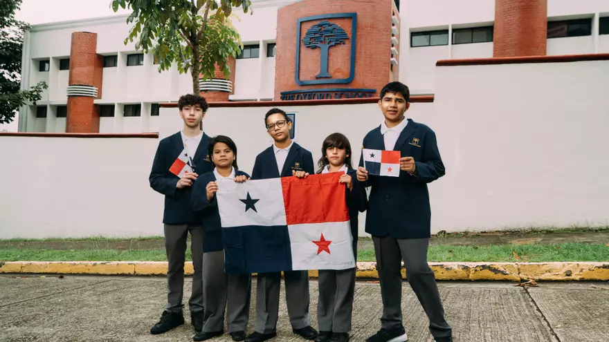 El equipo de ajedrez de The Oxford representará a Panamá en ese torneo