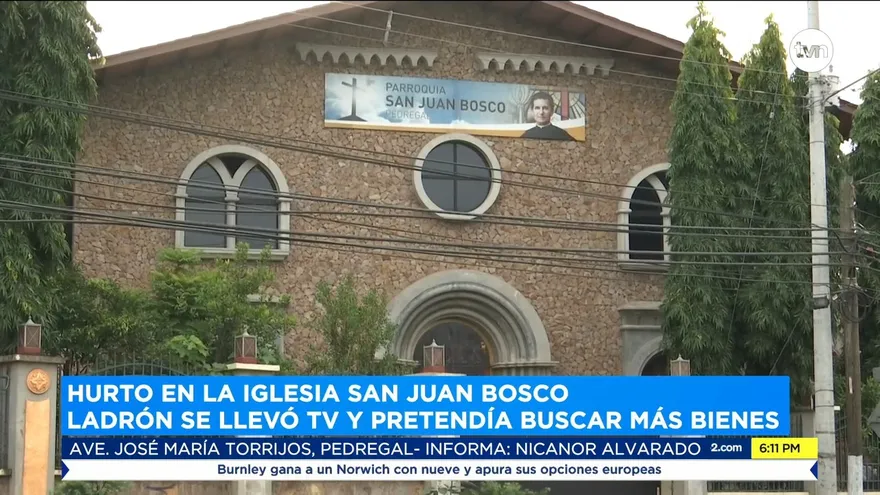 Roban en la casa cural en Pedregal