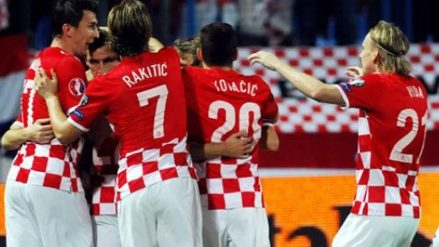 Croacia aplasta a Azerbaiyán con seis goles