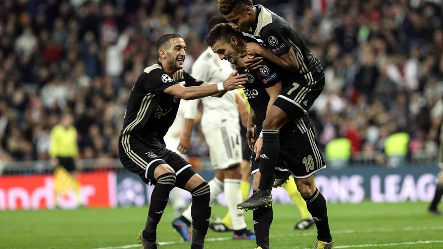 El Ájax fulmina al Real Madrid y se mete en cuartos de la 'Champions'