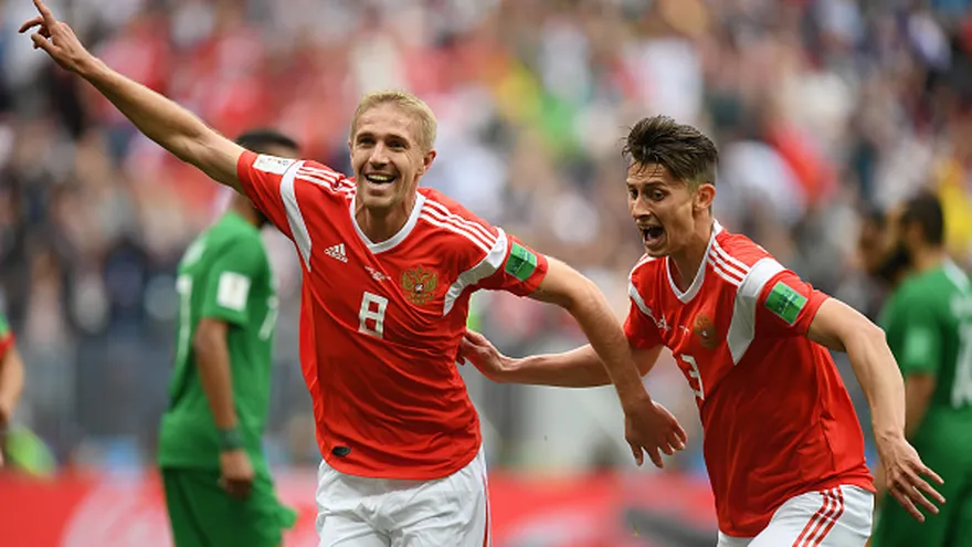 Gol de Yuri Gazinsky. Rusia 1 - 0 Arabia Saudi