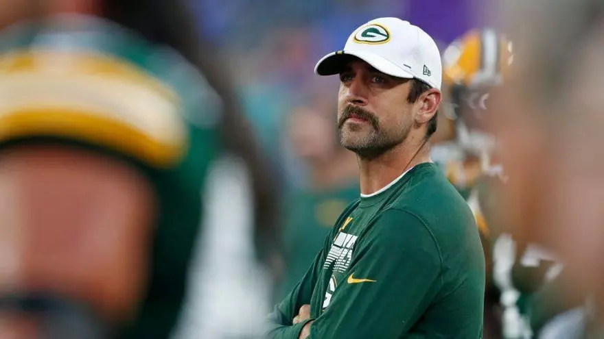 Aaron Rodgers regresa a los entrenamientos el domingo