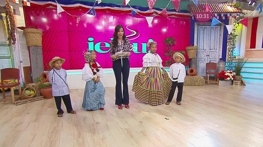 Continúan los Mini Bailarines Folclóricos