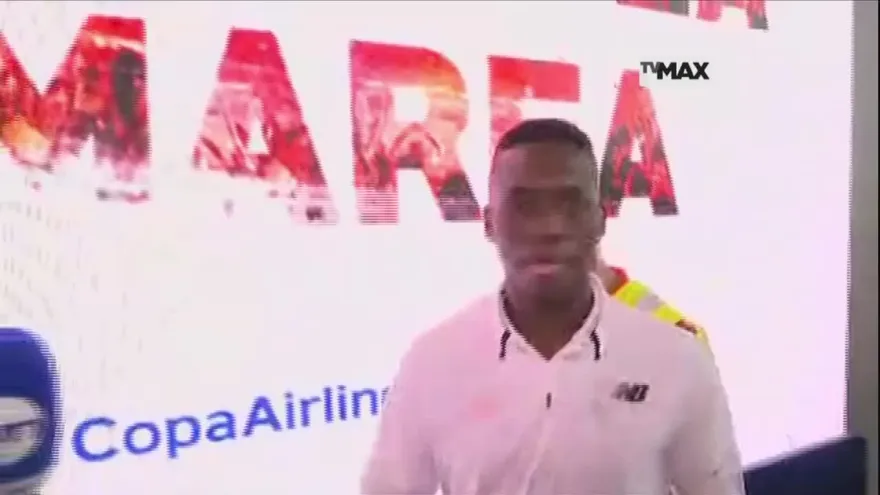 José Luis Rodríguez se emocionó en el acto de Copa Airlines