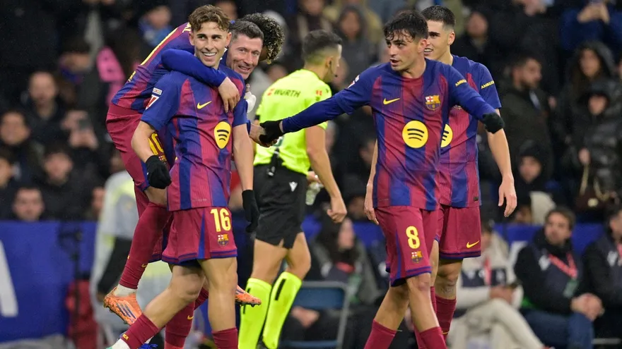 Jugadores del Barcelona celebran