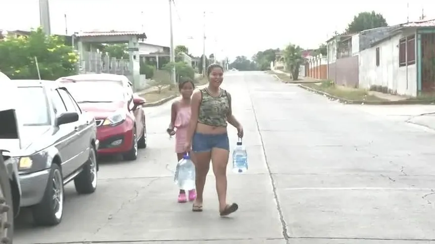 Desesperación en Arraiján por falta de agua tras falla en Potabilizadora