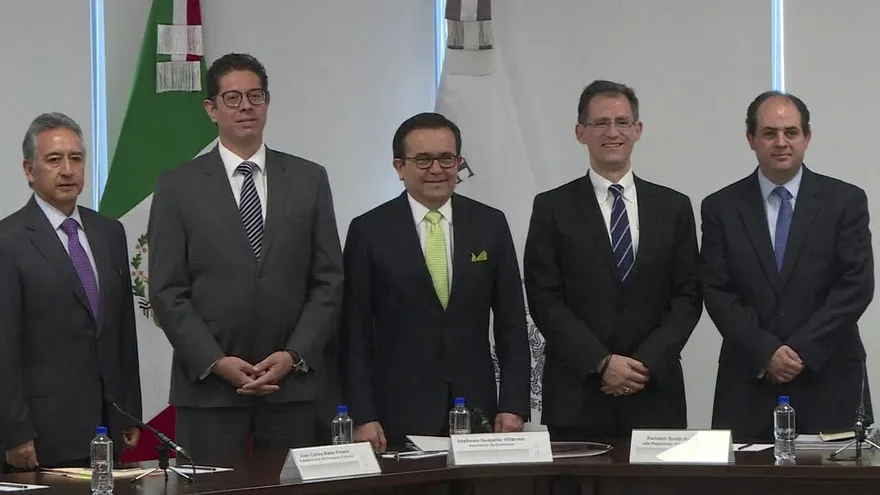 México presenta líneas para renegociar el TLCAN