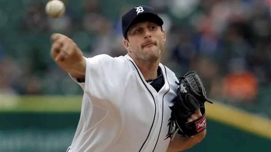 Scherzer guía a los Tigres al triunfo sobre los Rays