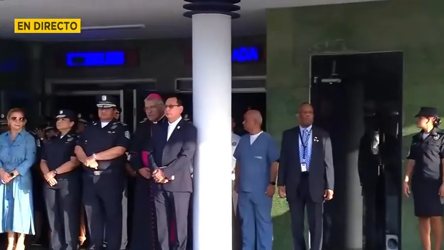 Rinden homenaje a policías caídos