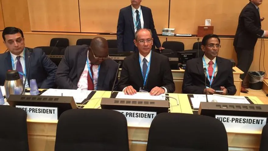 Javier Terrientes en la OMS