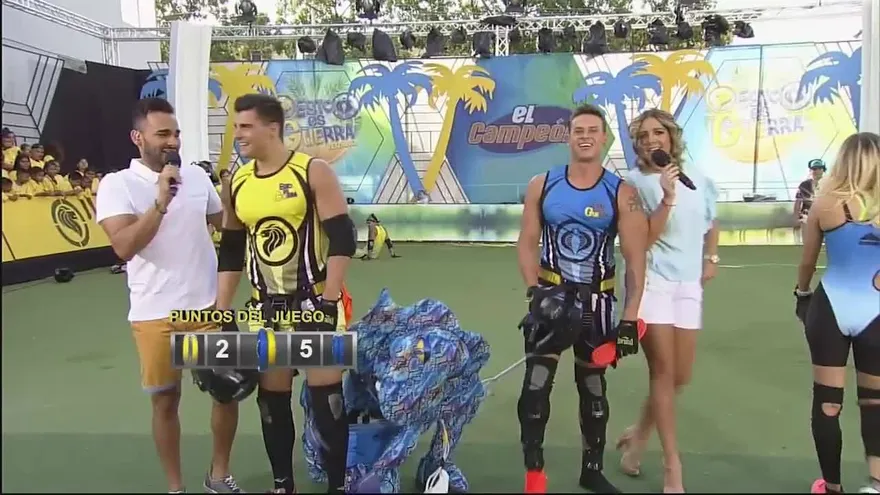 ¡Daniel pierde apuesta con Polo Polo y ahora deberá ser su utilero por una semana!