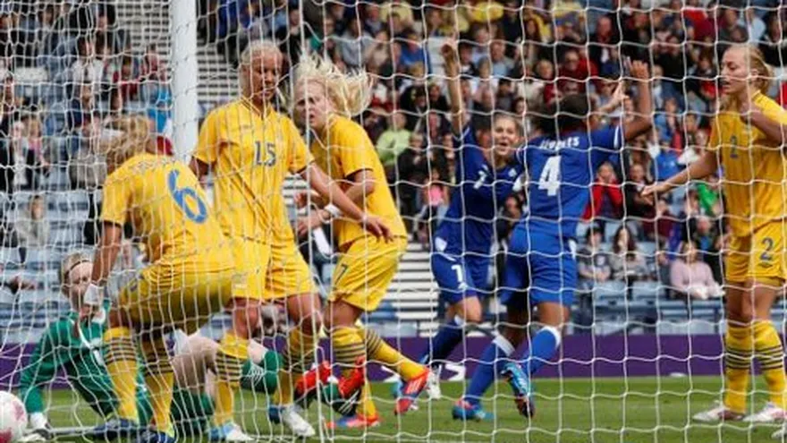 Francia avanza a semifinales en fútbol de mujeres