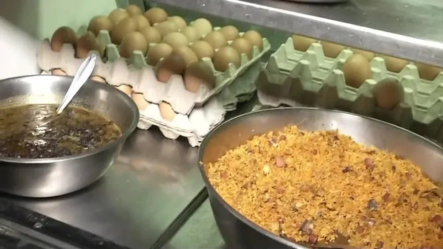 Detectan irregularidades en puestos de venta de comida en Santa Ana