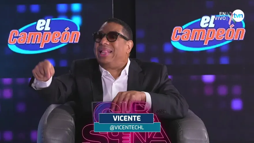 Vicente cerró las presentaciones como Freddie Mercury con “Bohemian Rhapsody”
