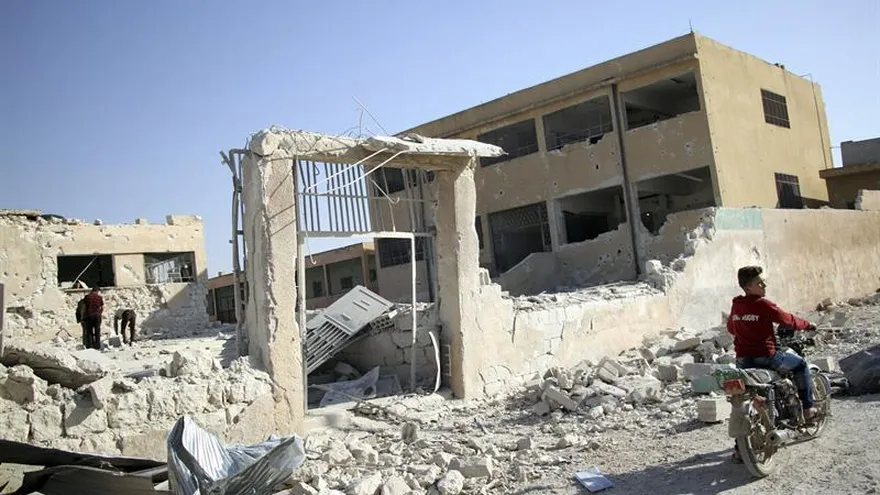 Estado en el que quedó una escuela de Idleb tras un bombardeo, en octubre de 2916.