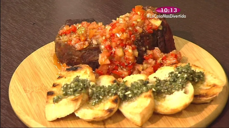 Receta - Filete de res con salsa criolla argentina