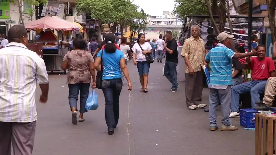 Adelantan pago del Décimo Tercer Mes a funcionarios
