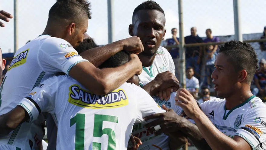 Platense de los panameños Calderón, Dixon y Hay, ganan en Honduras