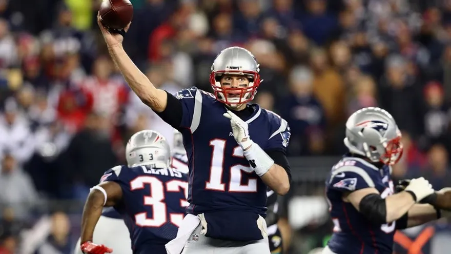 Brady y Patriotas pretenden escribir una nueva página de oro en la NFL