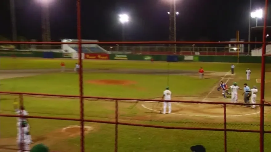 Oeste con triunfo 6-5 sobre Los Santos