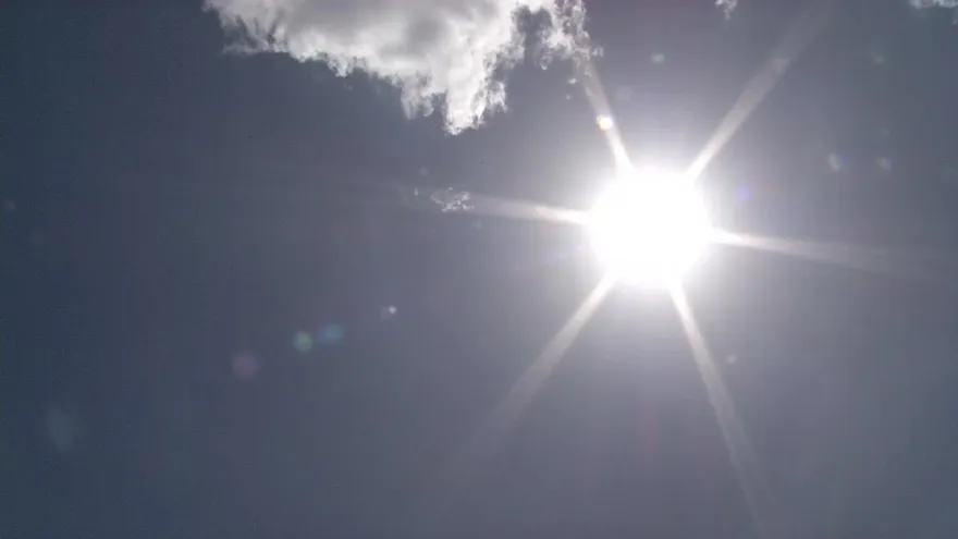 Los riesgos de los rayos del sol en temporada de verano