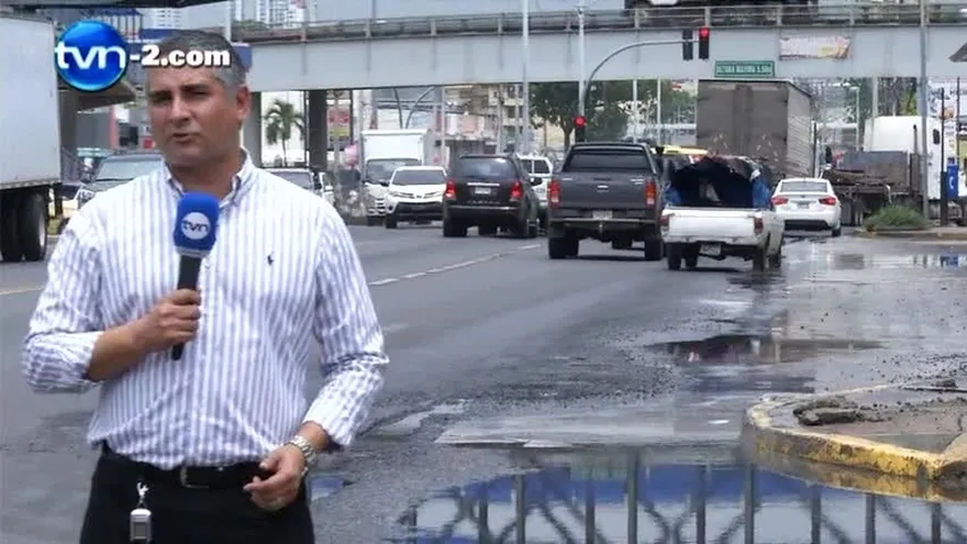 Aguas servidas en “El Balboa” incomoda a usuarios