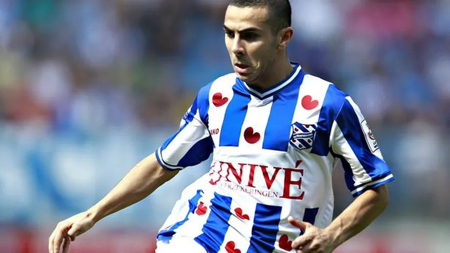 Liverpool contrata al delantero marroquí Assaidi
