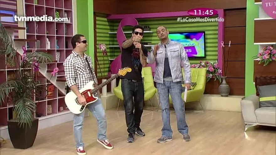 Artista - Os Almirantes "No te alejes de mi"