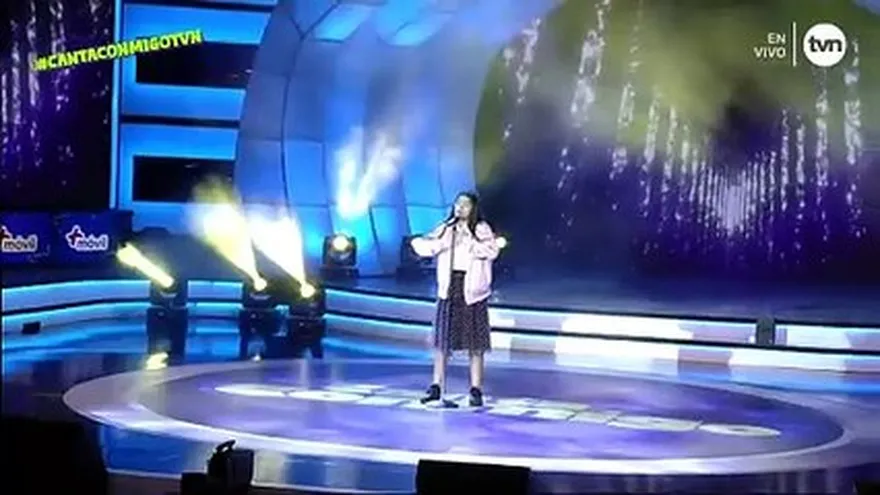 Isabella derrocha amor con "Vivo por ella"