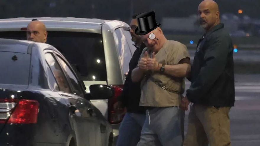 Memes tras extradición del expresidente Ricardo Martinelli