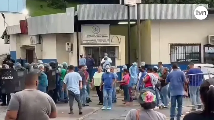 Agentes antidisturbios ingresan a urgencias de la CSS