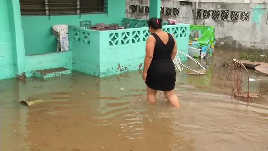 Familias afectadas en Parque Lefevre por inundaciones