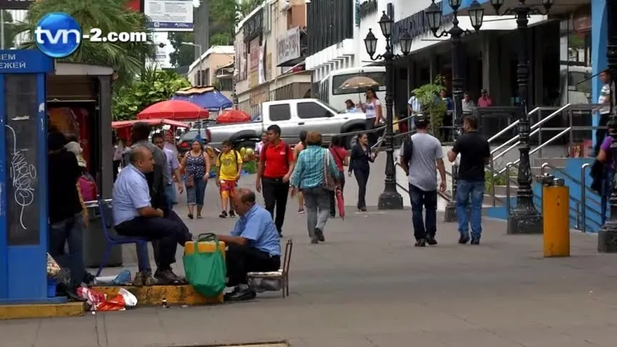 Ministro del MEF reitera medidas para enfrentar déficit