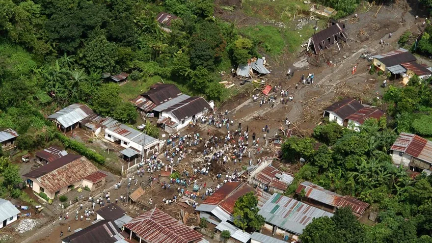 Muerte de niña eleva a 24 las víctimas por lluvias.